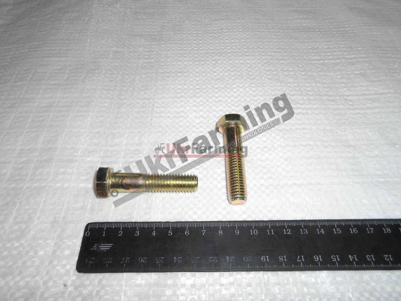 Болт CASE 1/2"-13 х 2-1/4" Gr5 (вир-во CNHI) 413-836