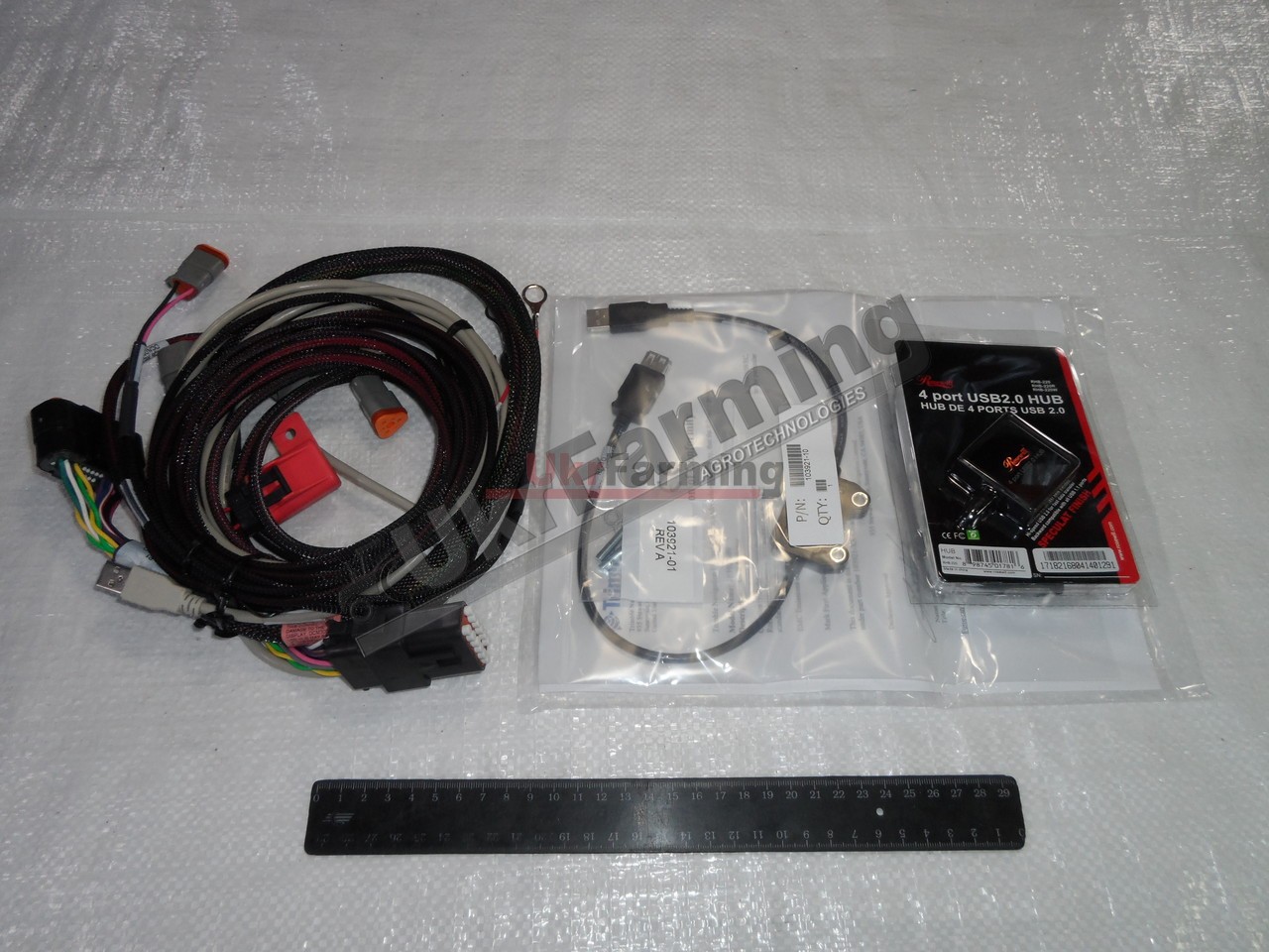 Кабель живлення от DCM‑300 к FM‑750/FM‑100 (вир-во CNHI)