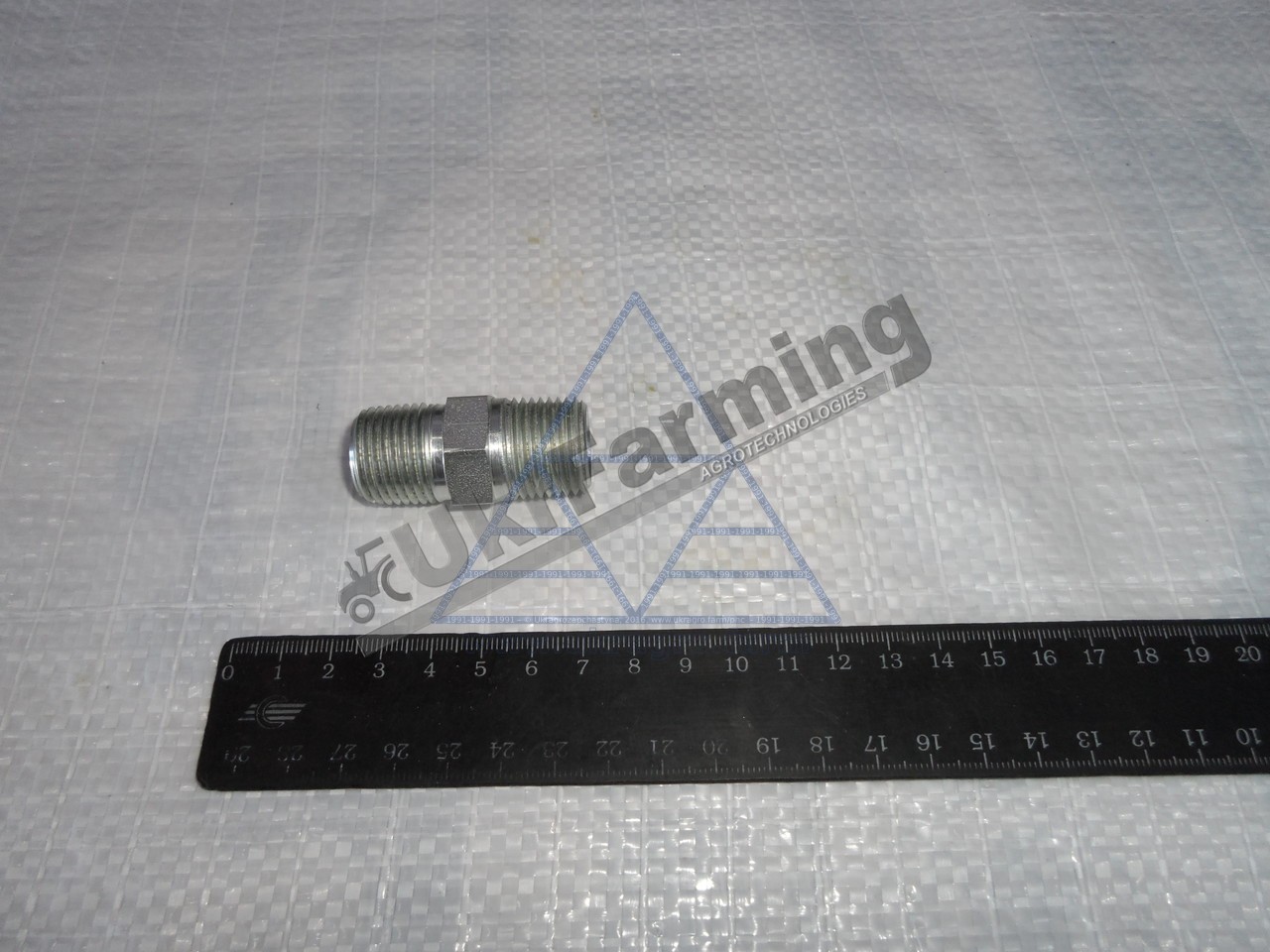 Адаптер CASE 1/2" - 14 NPT x 1/2" - 14 NPT (вир-во CNHI)