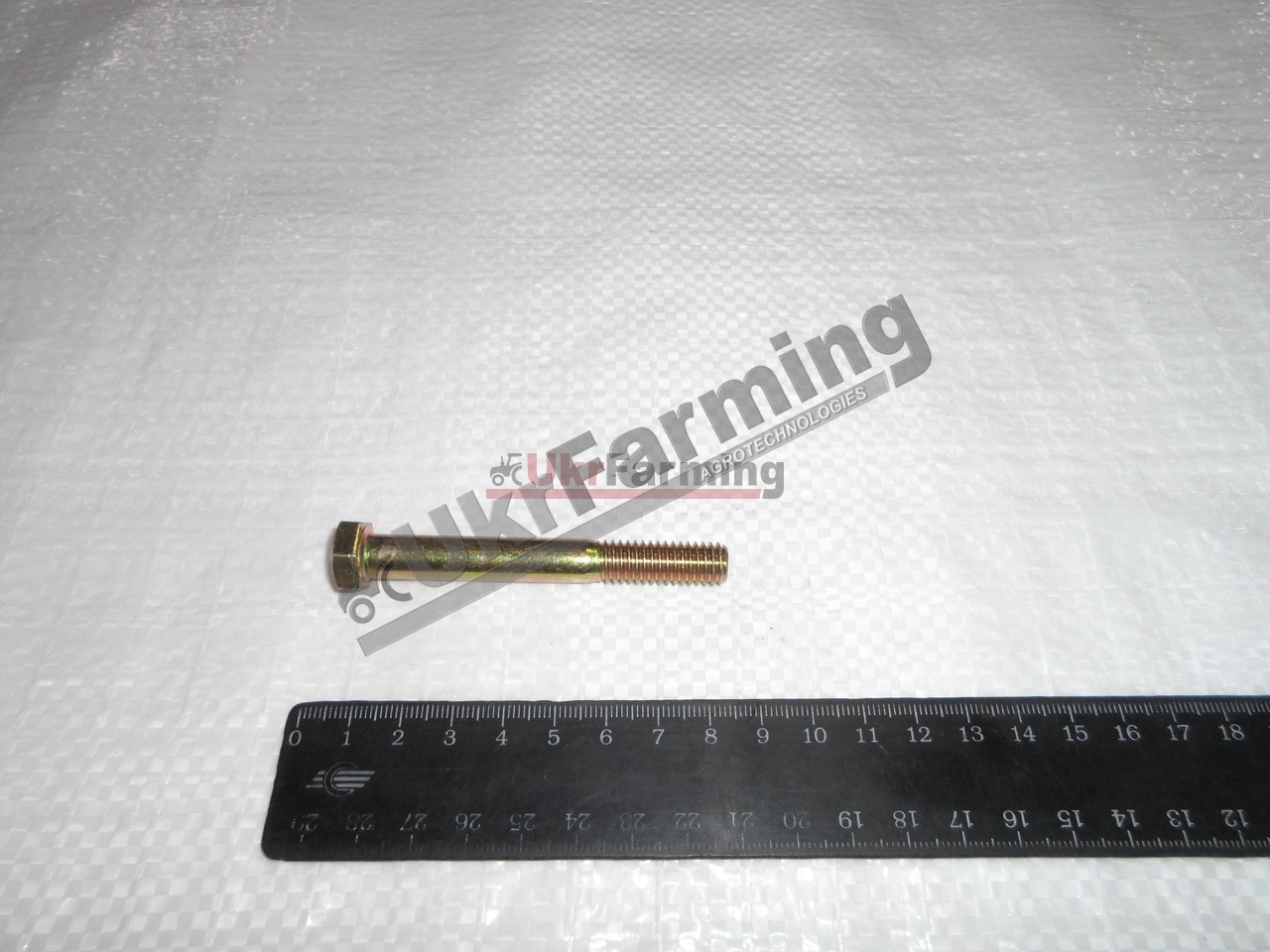 Болт CASE (вир-во CNHI) 9954