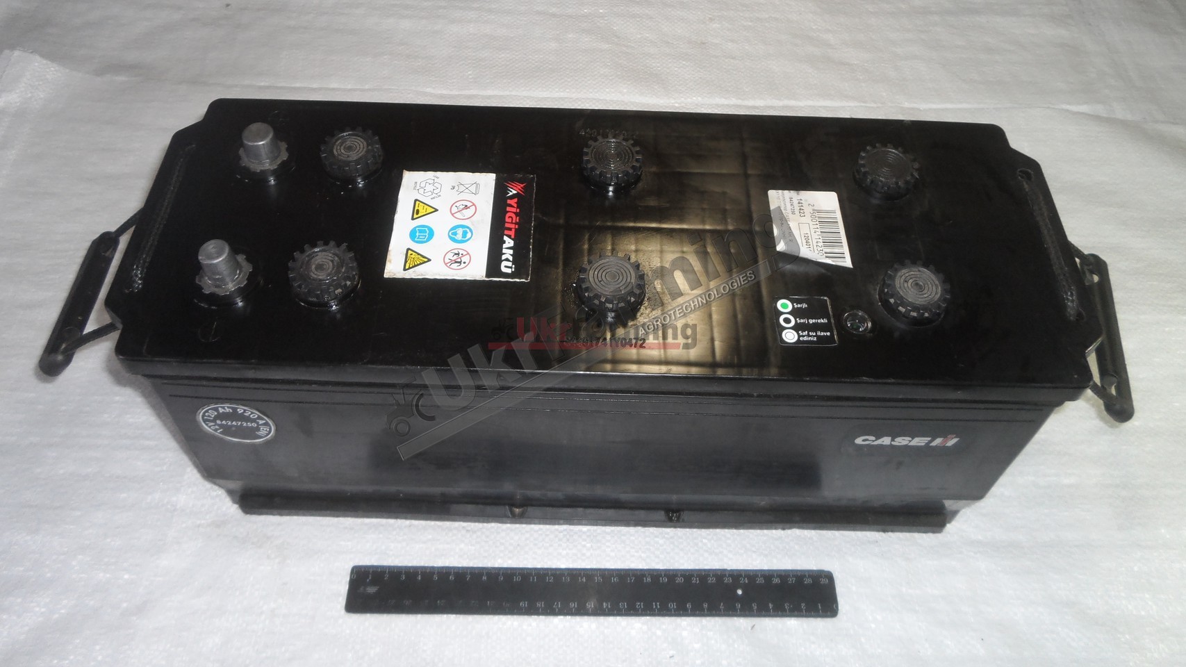 Акумулятор CASE 120 AH, 920CCA на JX110,TD5.110 (вир-во CNHI)