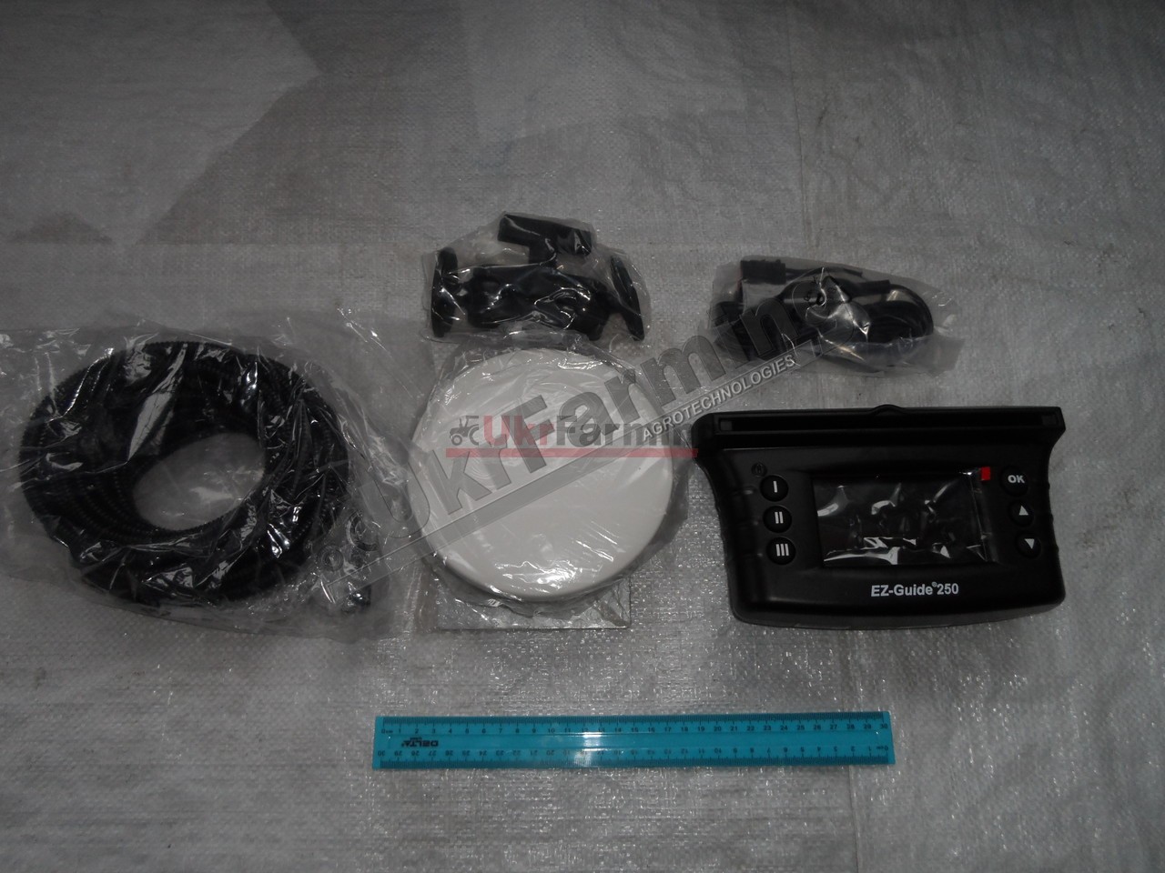 Дисплей EZ-Guide 250 CASE з антеною AG15 (вир-во CNHI)